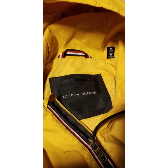 Tommy Hilfiger Yellow Zip Up Rain Jacket - Picture 3 of 6